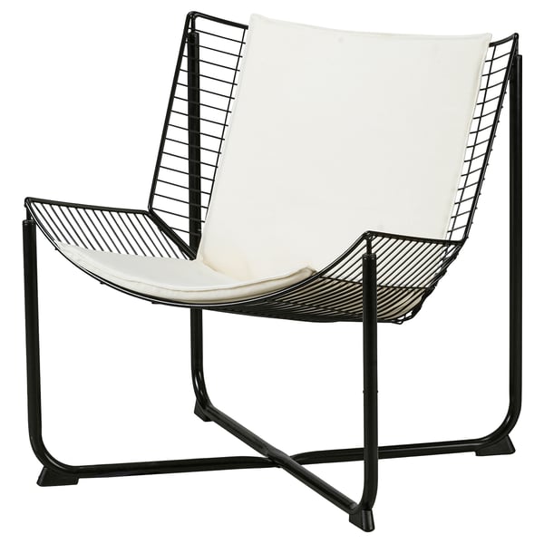 SKÅLBODA Stuhl: weißes Kissen, schwarzes Metallgestell, schlankes, modernes Design.