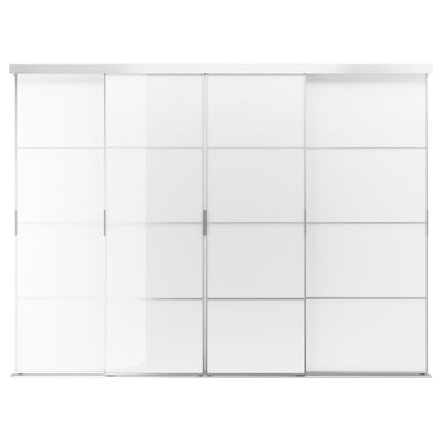 Ein weißes SKYTTA Schiebetürsystem mit vier Glasscheiben und minimalistischem Design.