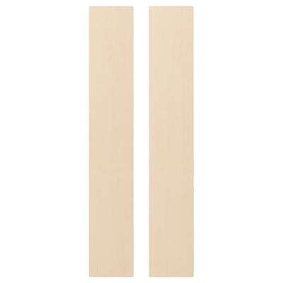 Rechteckige Paneele aus hellem Holz, schlichtes Design.