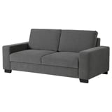 Modernes graues Stoffsofa, quadratische Kissen, minimalistisches Design.