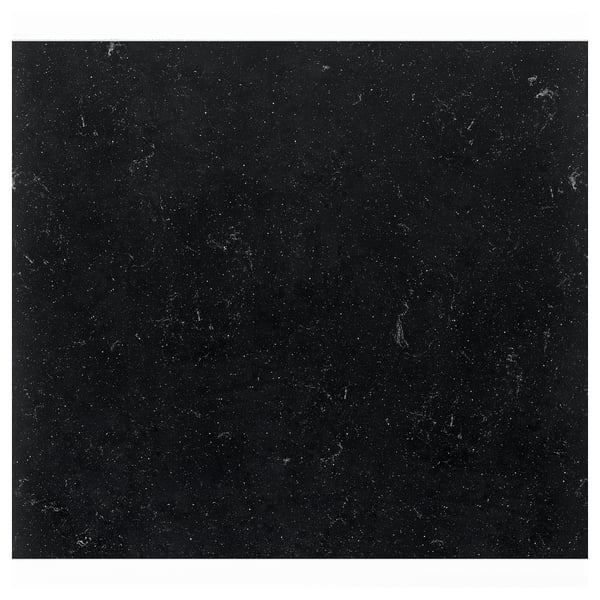 Schwarzes TÄRNHULT Wandpaneel aus recyceltem Glas, rechteckige, glatte Textur.