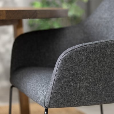 Metallstühle mit Stil