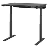 Schwarzer UTMANING Gaming-Schreibtisch, höhenverstellbar, mit Speichereinstellungen, modernem Design und robusten Beinen.
