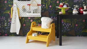 Step stools & step ladders
