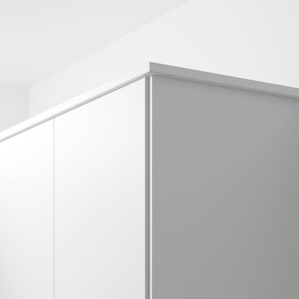 White trim hiding lights.