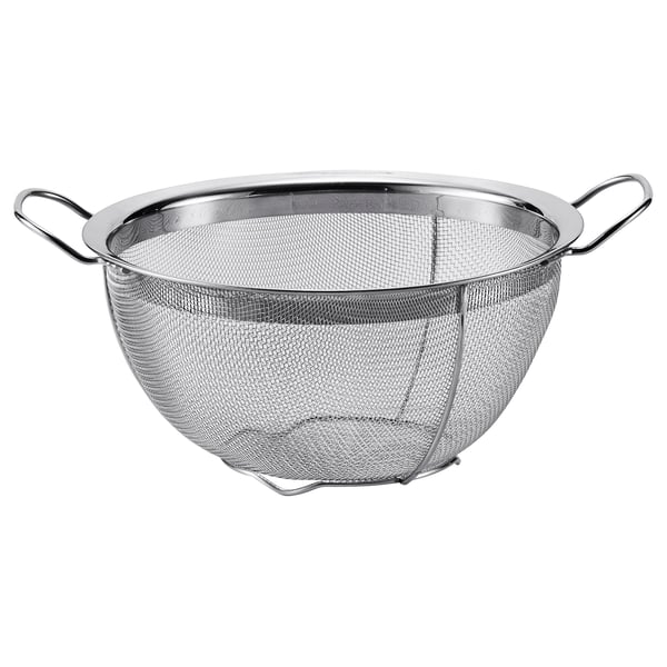 Stainless steel KLOCKREN colander with sturdy handles for easy rinsing and draining.