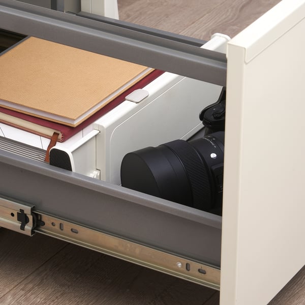 Drawer organiser with adjustable divider, fits up to 43 cm wide drawers.
