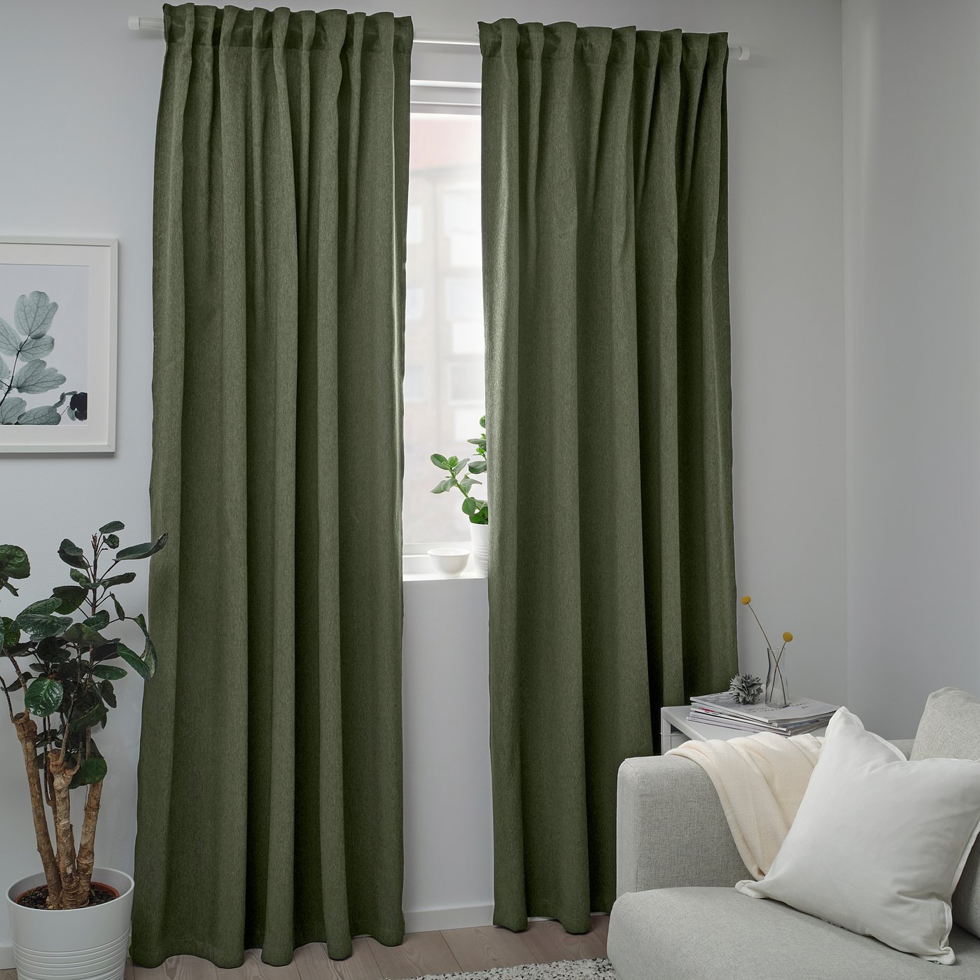 curtains green