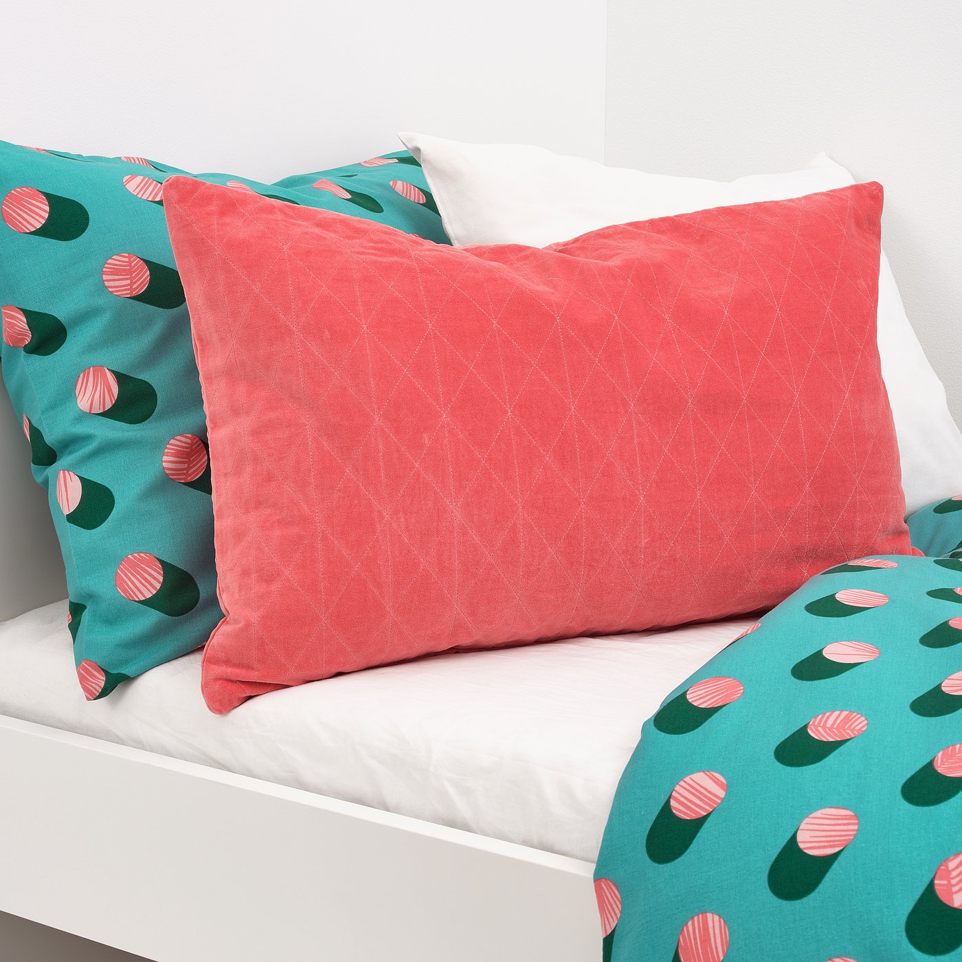 ikea pink pillow