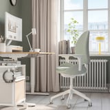 HATTEFJÄLL Office chair with armrests, Gunnared light green/white