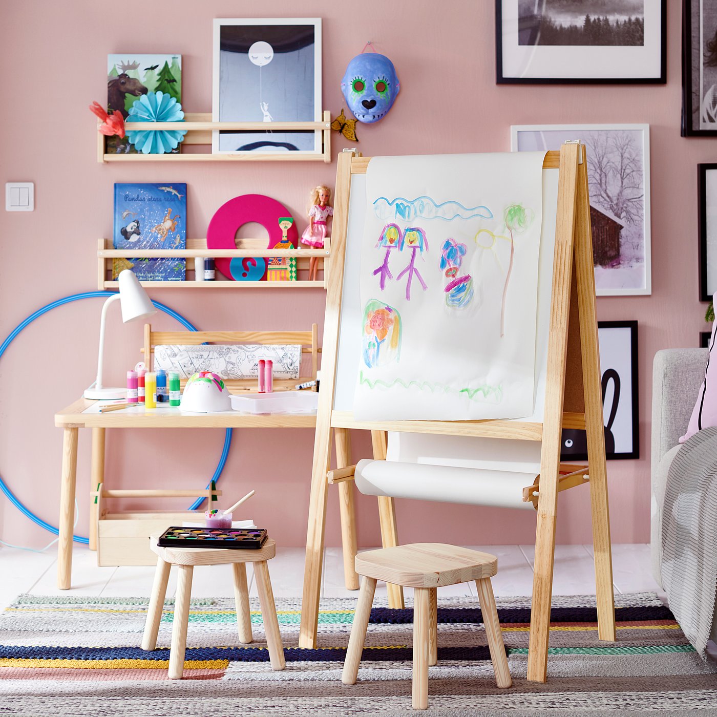 childrens easel desk