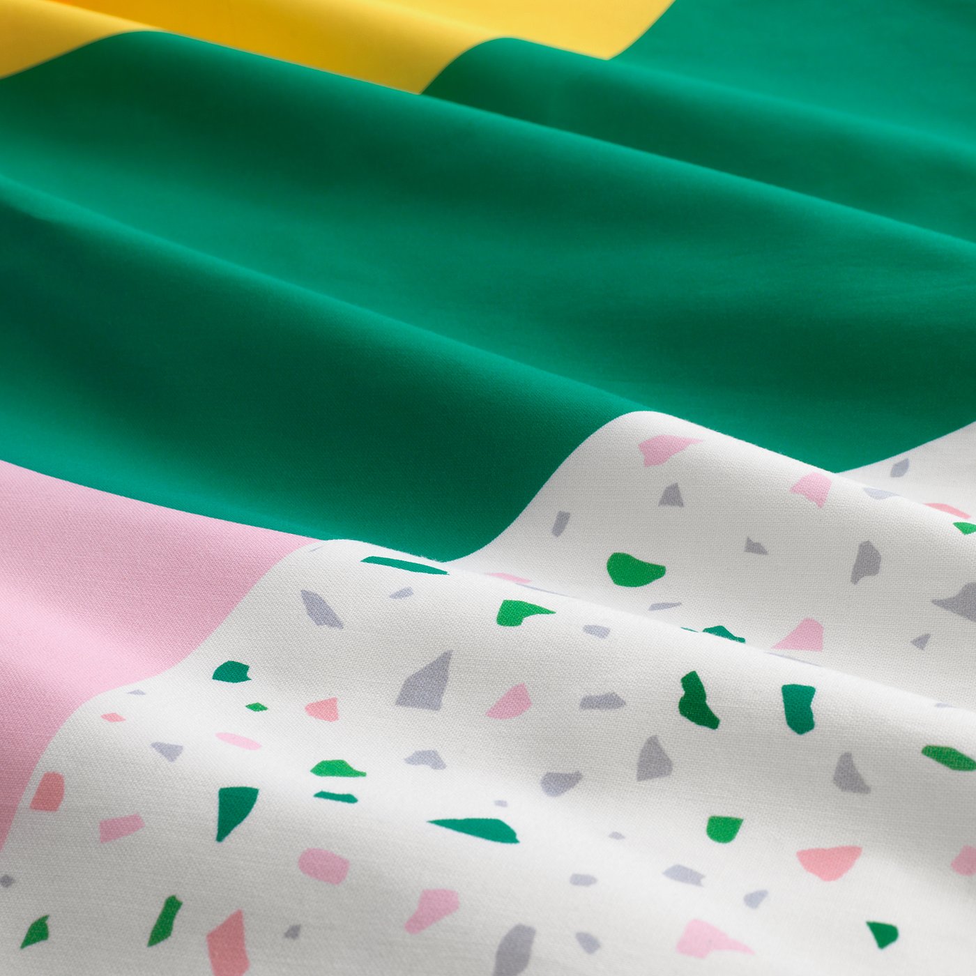 MÖJLIGHET Quilt cover and pillowcase, pink, graphical patterned