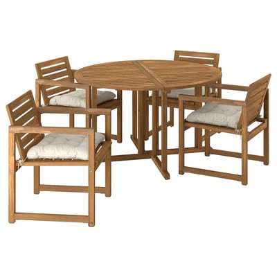 NÄMMARÖ outdoor dining set, 6 brown acacia wood chairs with cushions around round table.