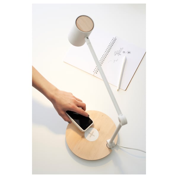 RIGGAD LED work lamp w wireless charging, white
