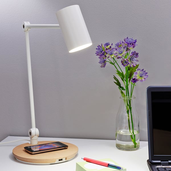 RIGGAD LED work lamp w wireless charging, white