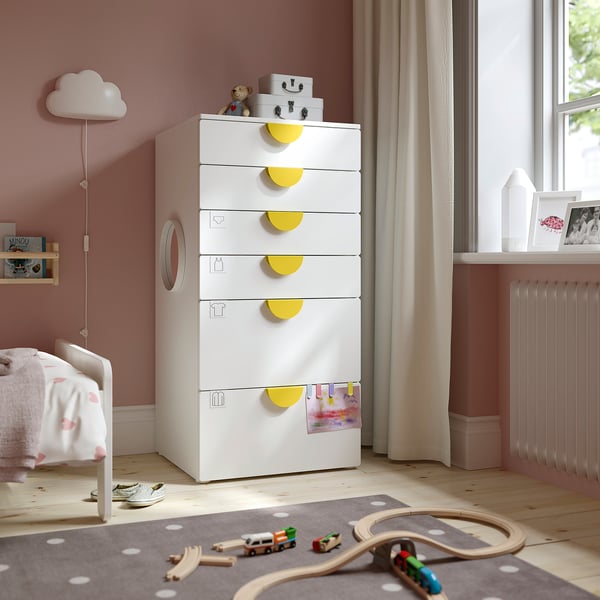 SMÅSTAD / PLATSA Chest of 6 drawers, white/white, 60x57x123 cm