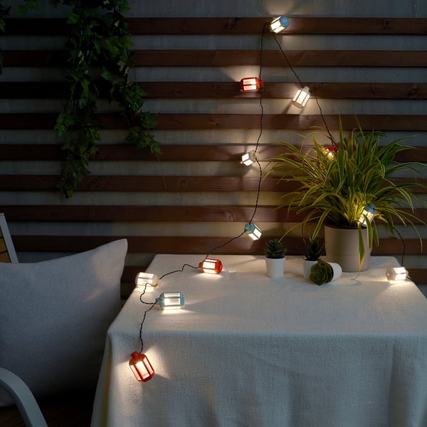 SOMMARLÅNKE LED lighting chain with 12 lights, batteryoperated outdoor