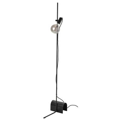HÅRSLINGA lamp: black metal pole, curved base, adjustable glass bulb holder.