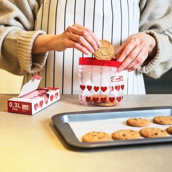 ISTAD Resealable bag, red/heart, 0.3 l