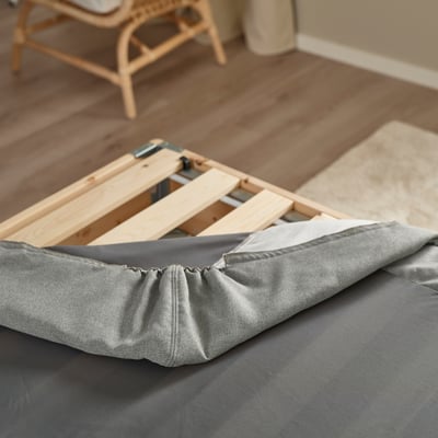 LYNGÖR Slatted mattress base, incl leg and headboard/Tibbleby beige/grey, 140x200 cm