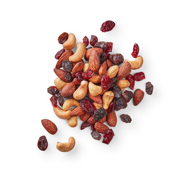 A mix of nuts and dried cranberries, MUNSBIT, a portable snack with a crunchy texture, perfect for energy on the go.