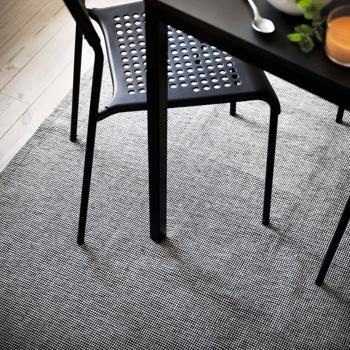 TIPHEDE rug, flatwoven, black/natural, 155x220 cm IKEA Belgium