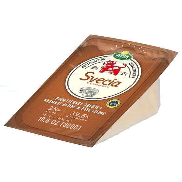 Bloc de fromage arla svečia dans son emballage, avec logo et détails de la marque.