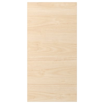 Un panneau en bois de couleur cendrée claire de la collection ASKERSUND. Il a une finition en mélamine, durable et facile à nettoyer.