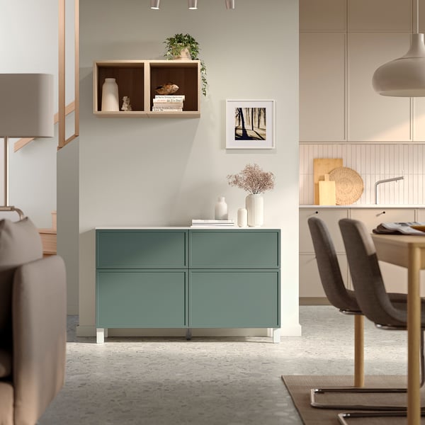 BESTÅ Combi rangement portes/tiroirs, blanc/Krukmakare gris-vert foncé, 120x42x75 cm