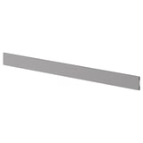 Un socle de cuisine BODBYN gris, lisse, rectangulaire, en plastique et élastomère, couvre les interstices.