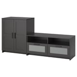 Ensemble de meuble TV moderne gris foncé comprenant une armoire avec des portes et de grands tiroirs pour le rangement, un design élégant.