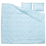 Literie CYMBALBLOMMA, imprimé floral bleu, polyester recyclé, housse de couette, 2 taies d’oreiller, motif floral frais.