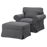 Fauteuil et repose-pieds EKTORP gris. Design classique et confortable avec accoudoirs enroulés ; repose-pieds carrés.