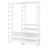 Un système de stockage ELVARLI blanc. Il s’agit de plusieurs étagères et d’une tringle à vêtements, avec un design modulaire et réglable pour une utilisation polyvalente.