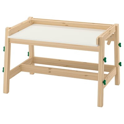 Bureau pour enfants FLISAT, bois brun clair et plateau blanc, réglable, support incliné.