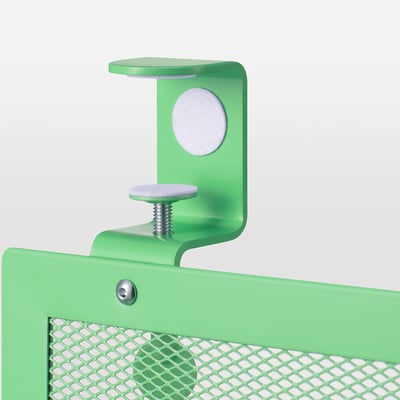 L’organisateur de bureau vert est fermement serré, mettant en valeur une construction métallique robuste, des coussinets en feutre pour la prise en main et des vis de qualité.
