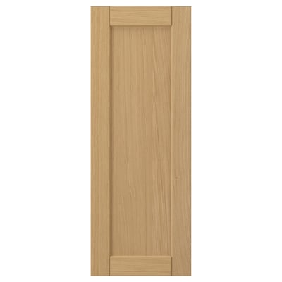 Porte en bois de chêne clair Forsbäcka, rectangulaire avec bords biseautés.