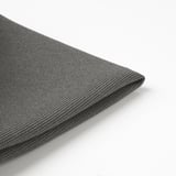Gros plan d’un tissu gris texturé durable avec un motif à tissage fin ; Housse de coussin de qualité.