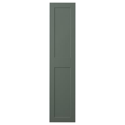 GRIMO : porte moderne/traditionnelle grise teintée de vert avec panneaux biseautés des deux côtés.