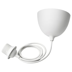 Un cordon de suspension blanc HAVSDJUP avec une coupelle de plafond ronde en plastique recyclé.