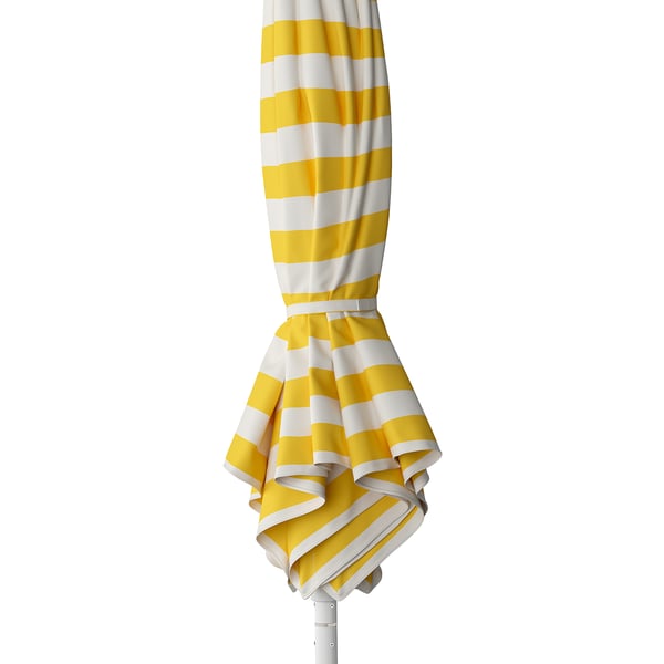 Parasol rayé jaune et blanc, plié et prêt à être utilisé. Offre une protection contre les UV et facile à ouvrir/fermer.