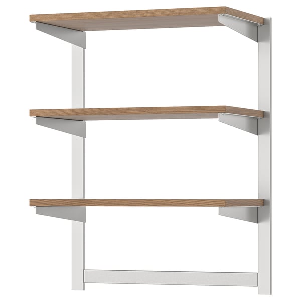 Une étagère à trois niveaux KUNGSFORS au design minimaliste, avec des étagères en bois soutenues par des supports métalliques.