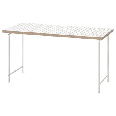Une table LAGKAPTEN blanche avec un plateau rectangulaire et des pieds en métal blanc. Il a un design léger et moderne, idéal pour divers environnements.