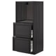 Armoire de cuisine noire avec rangement ouvert, tiroirs et finition en bois foncé.