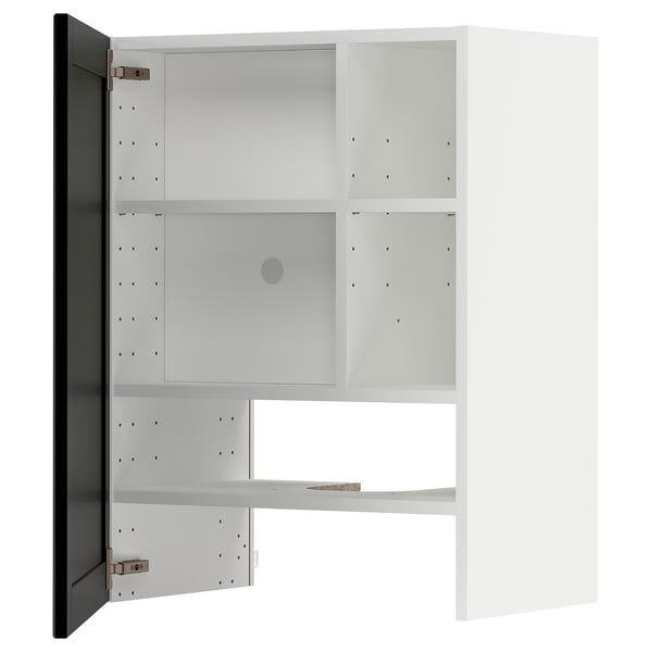 Une armoire METOD ouverte et blanche avec des étagères réglables, en panneaux de particules. Il a un design simple et rectangulaire.