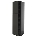 Armoire de cuisine noire surélevée, design moderne et élégant, finition mate, avec deux portes et étagères internes pour le rangement.