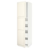 Une armoire de cuisine METOD blanche avec des bords biseautés et des étagères. L’armoire est rectangulaire, verticale et a un design traditionnel.