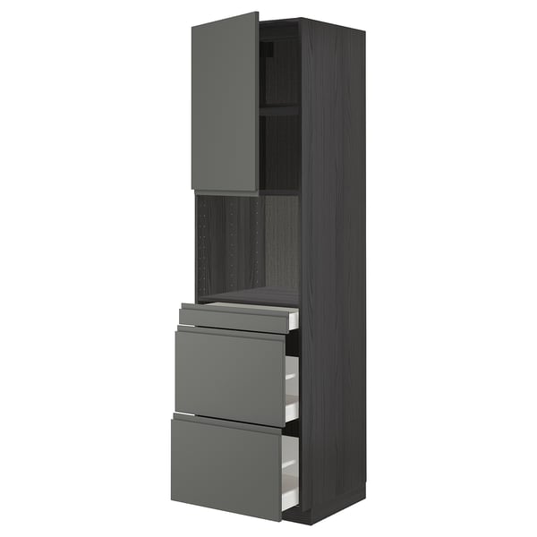 Un meuble de cuisine ikea METOD gris foncé avec trois tiroirs et un compartiment supérieur ouvert. Il s’agit d’un design élégant et moderne avec des poignées intégrées.