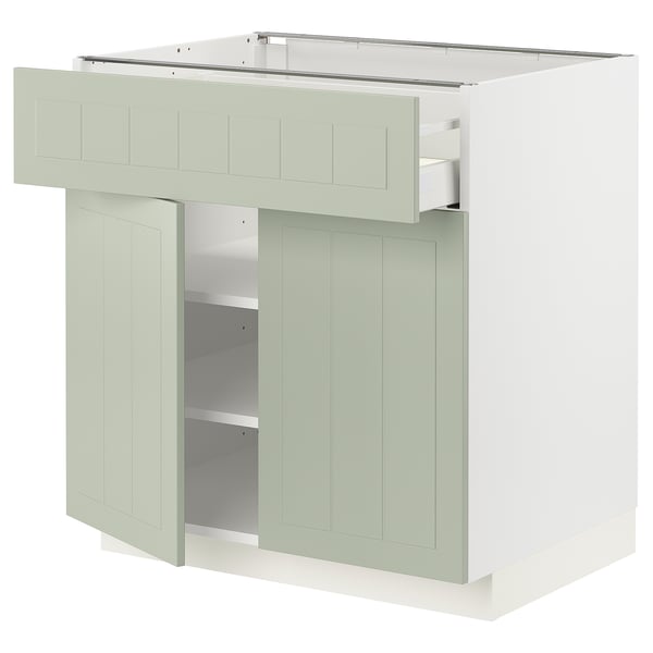 Armoire de cuisine METOD avec façades en stensund vert, étagères réglables et tiroir moyen.
