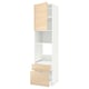 Armoire haute blanche METOD avec tiroirs et étagère en frêne clair, rangement de cuisine moderne.